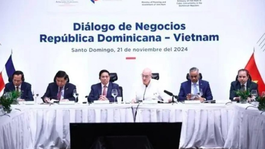 PM attends Dominican Republic-Vietnam business dialogue in Santo Domingo